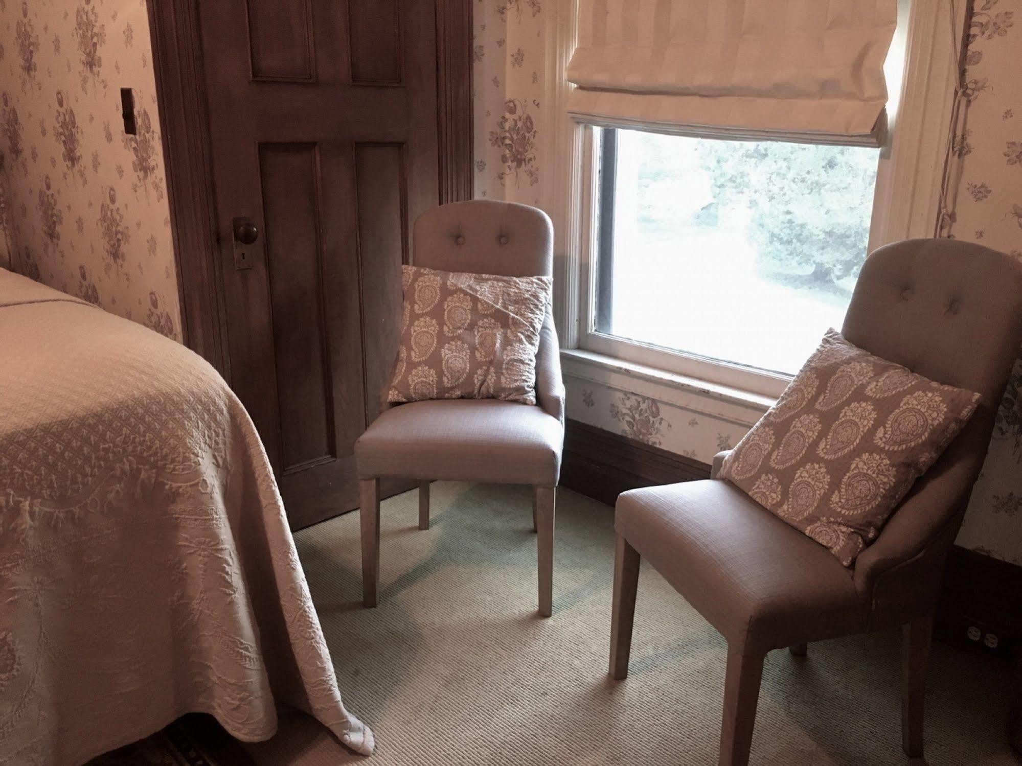Manor House Bed & Breakfast Norfolk 外观 照片